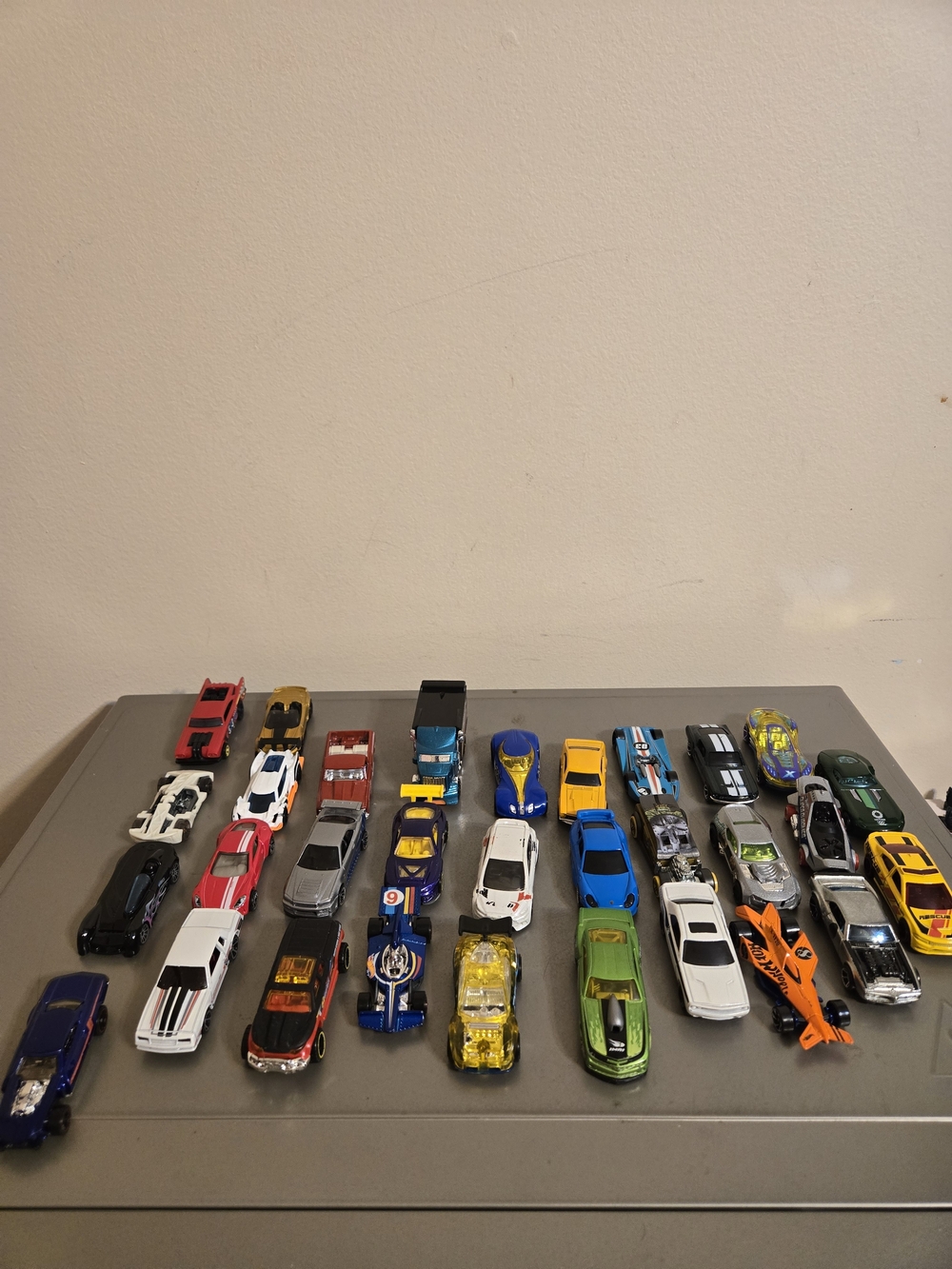 Lot of 31 Die-Cast Hot Wheels Toy Cars